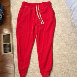 Figs women’s Vibrant Red Joggers